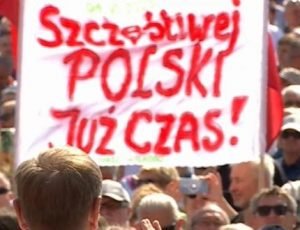 TYLKO DWULICOWCY, KŁAMCY, PRZEBIERAŃCY