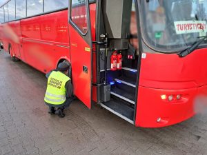 KOLEJNY NIESPRAWNY AUTOBUS Z DZIEĆMI