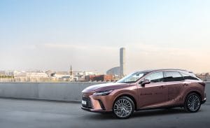 Lexus Wrocław – odkryj hybrydową przyszłość motoryzacji
