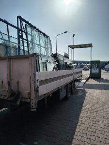 STAN TECHNICZNY CIĘŻARÓWKI DOWODEM PATOLOGII W BRANŻY TRANSPORTOWEJ